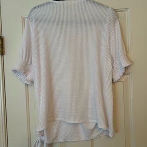 Everleigh White and Cream Top